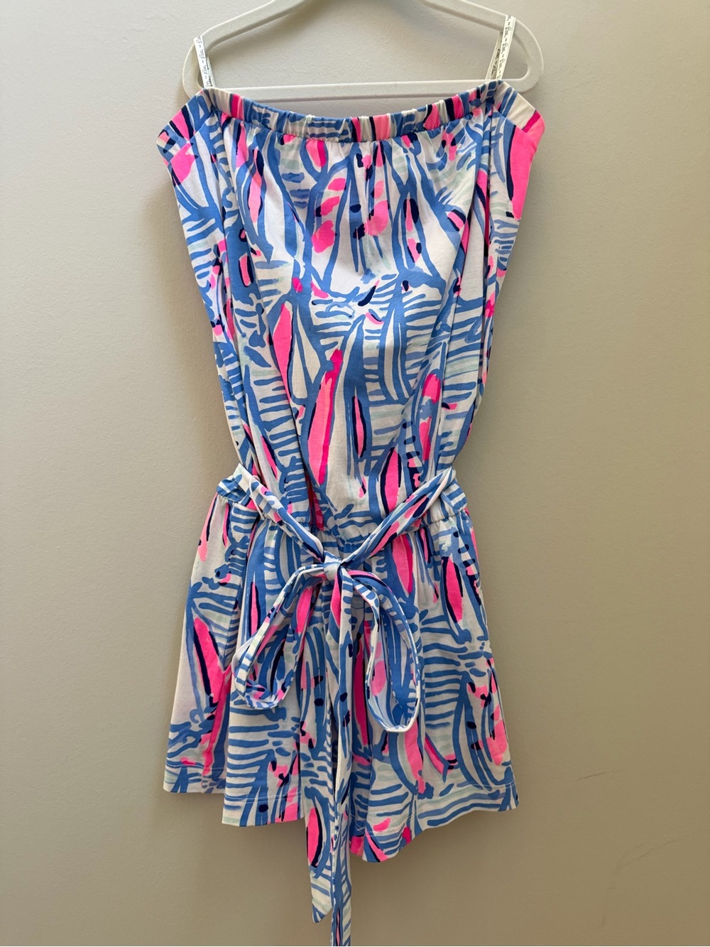 Women’s Lilly Pulitzer Strapless Romper with Blue & Pink Tropical Print Sz Small